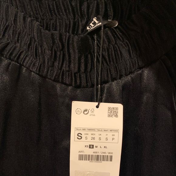 Satin Black Zara Joggers with Snakeskin Stripe - Picture 3 of 4